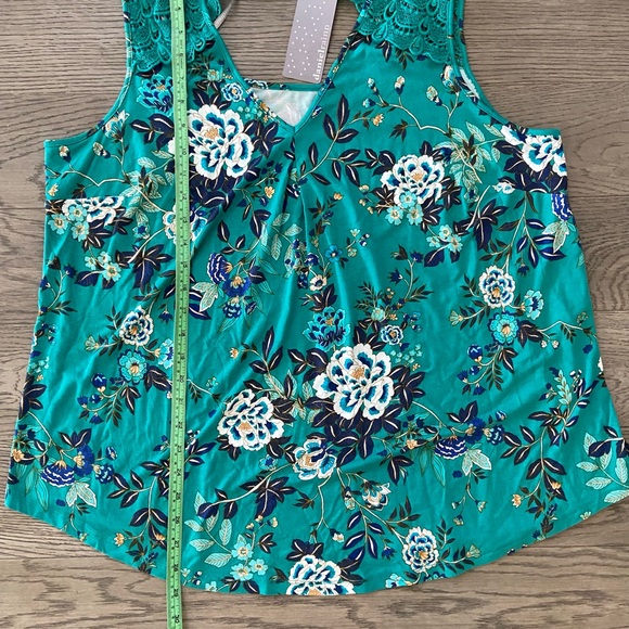 Floral Lace Trim Sleeveless Top - Green - Picture 4 of 7